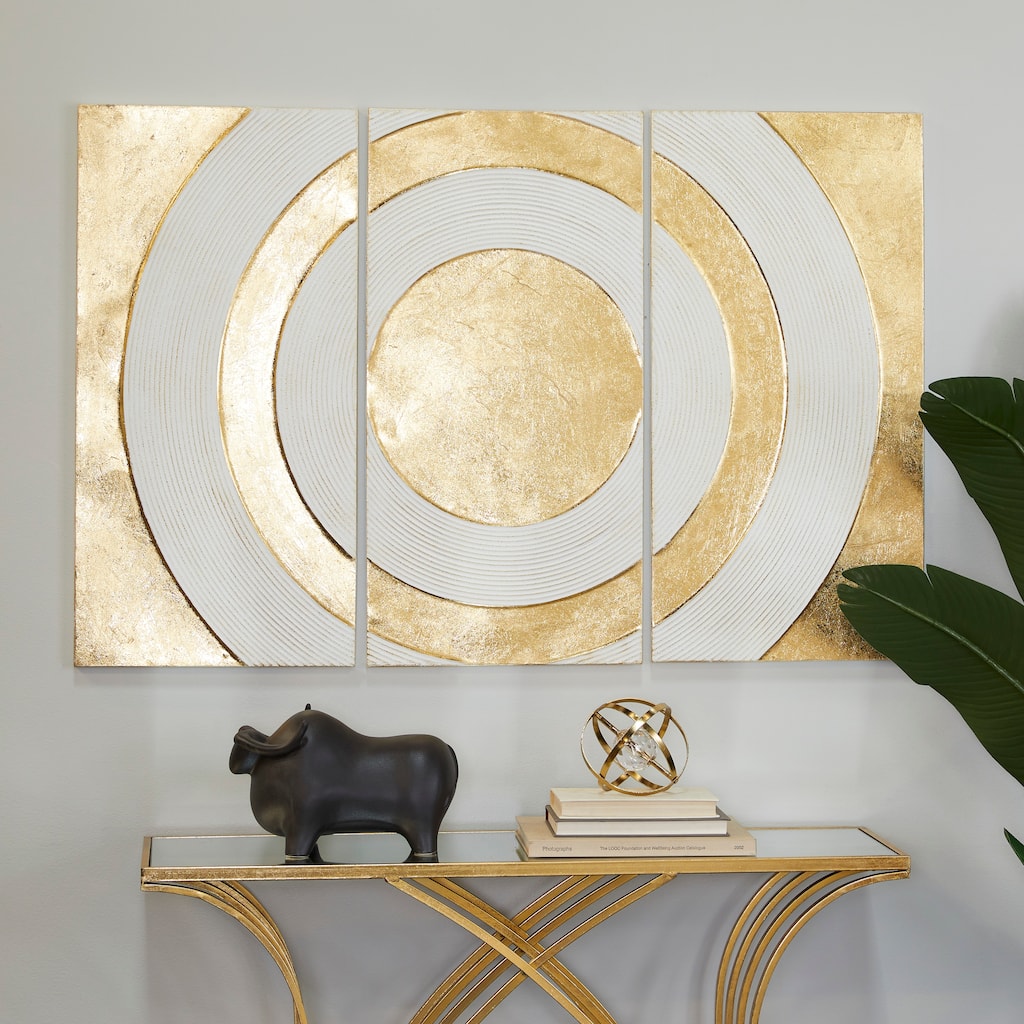 CosmoLiving by Cosmopolitan Gold Metal Target Geometric Home Wall Decor
