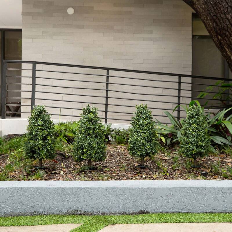 Boxwood Artificial Plants with Stakes - 2.5' - Green - Set of 2