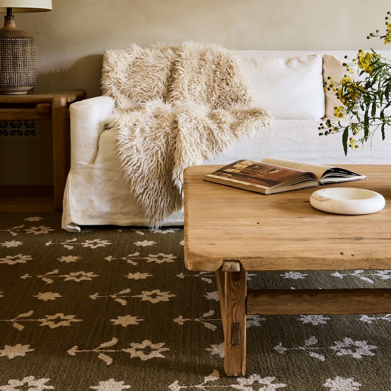 Nuloom Ella Wool Area Rug