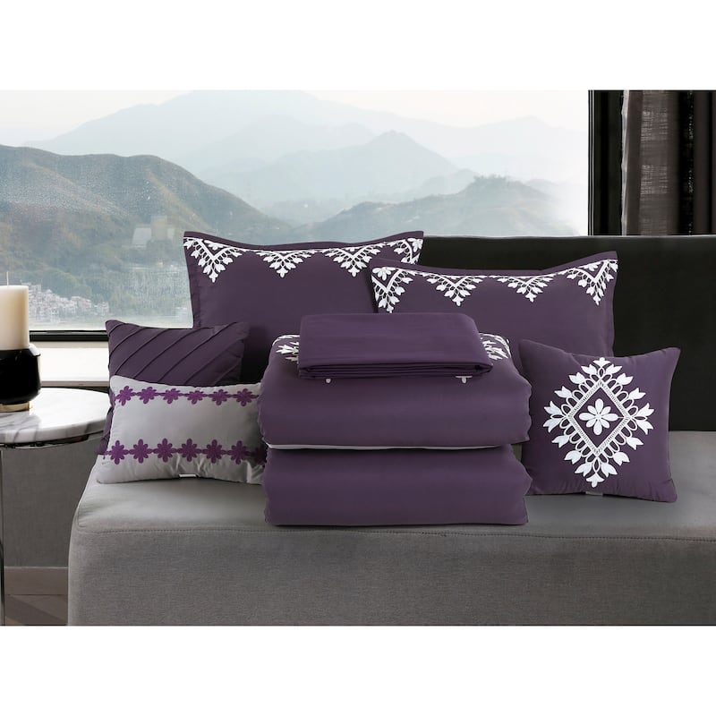 7 Piece Comforter Set Embroidered Design Bed in a Bag
