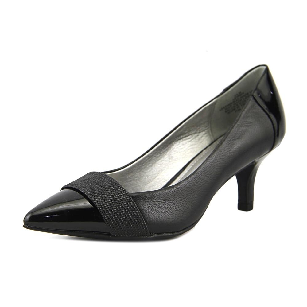 anne klein finn pump