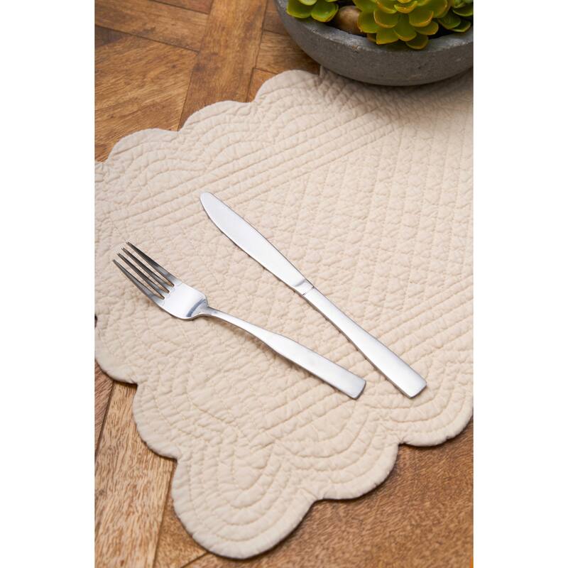 Tan Quilted Scalloped Edge Dining Placemats Set of 6 All Seasons Spring, 13" x 19" - Beige