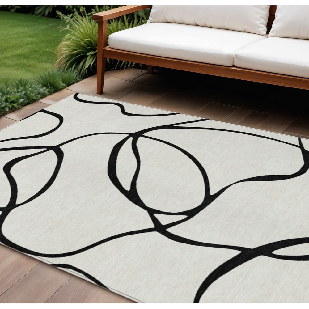 HomeRoots Abstract Transitional Rectangle Outdoor Rug