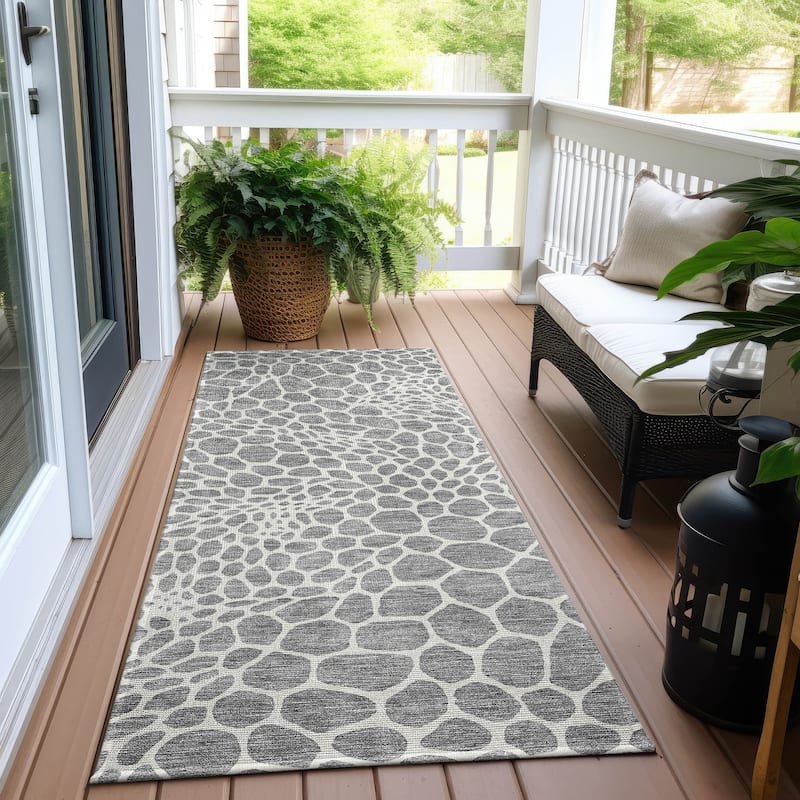 Machine Washable Indoor/ Outdoor Chantille Animal Print Rug - Gray - 2'3" x 7'6"