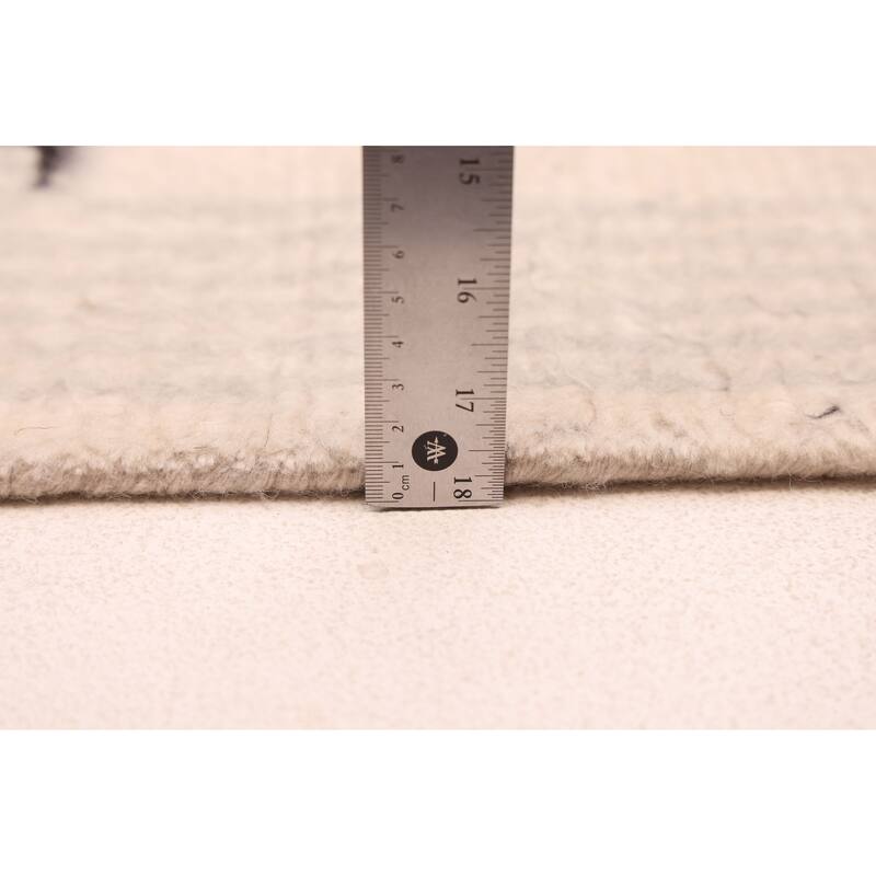 ECARPETGALLERY Hand-knotted Tangier Ivory Wool Rug - 5'3 x 7'8