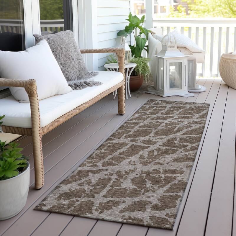 Varo Unique Abstract Weather Resistant Blended Style Outdoor Rug
