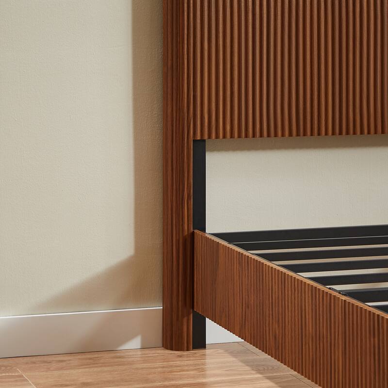 Queen Size Wooden Bed Frame with Metal Slat Support, Noise Free, Classic Queen Platform Bed with Corrugated Curved Lines