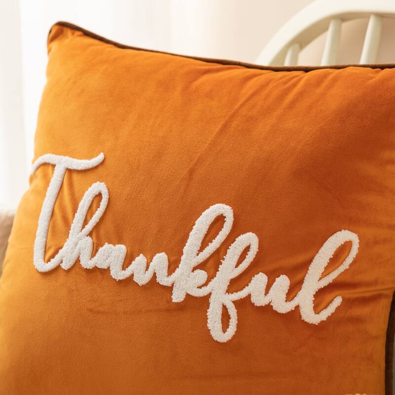 Glitzhome Fall Velvet Pillow Cover With Word Thankful Decor