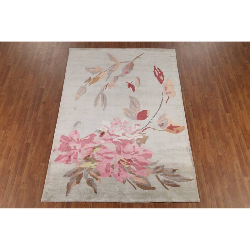Handmade Flowers Wool & Silk Indian Area Rug - 6'3"x 9'0"