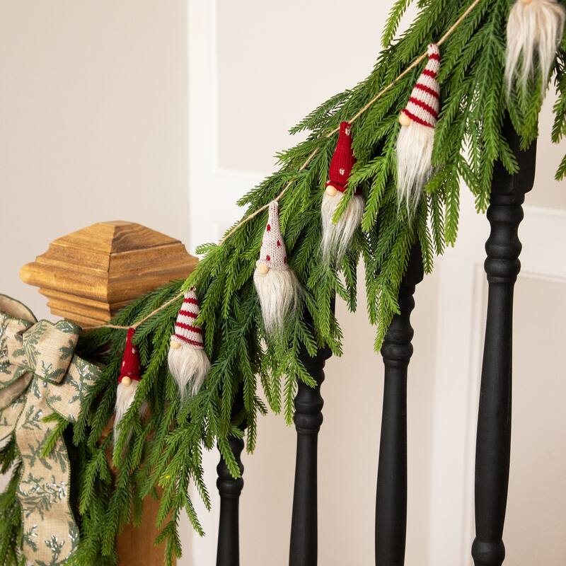 Plush Mini Gnomes with Knitted Hats Christmas Garland - 4.25'