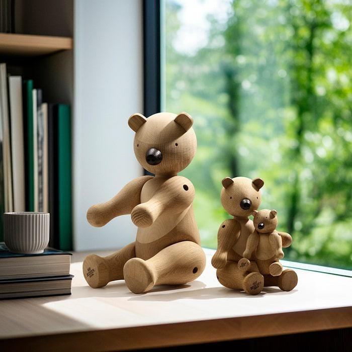 Kay Bojesen Bear, Oak/Maple, Large - H: 15.7"