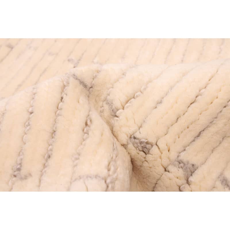 ECARPETGALLERY Hand-knotted Looma Cream Wool Rug - 8'0 x 9'10