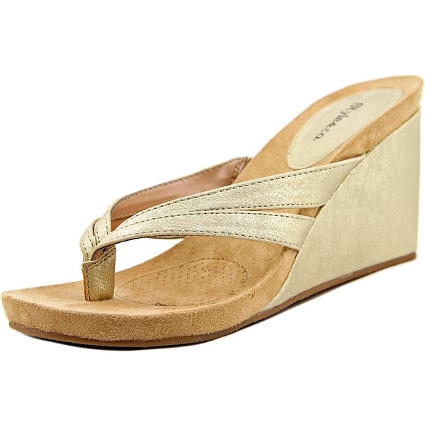 Style & Co Cassiee Women Light Gold Sandals