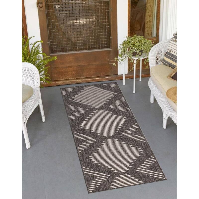 Outdoor Ucul Collection Area Rug - Charcoal Gray - 2'x5'