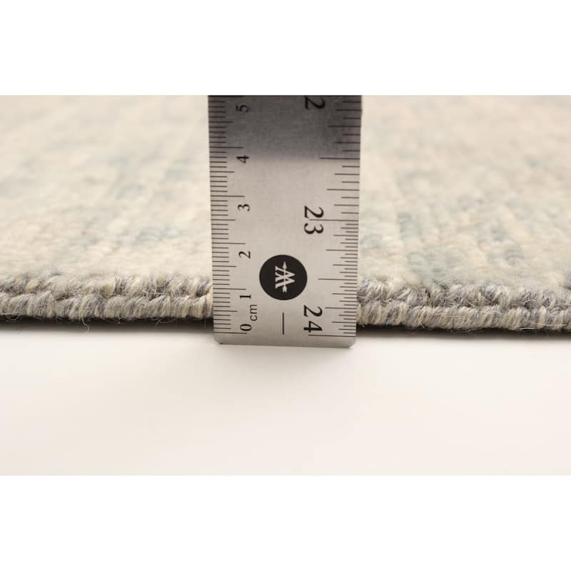 ECARPETGALLERY Hand-knotted Mystique Light Grey Wool Rug - 5' x 5' 1"