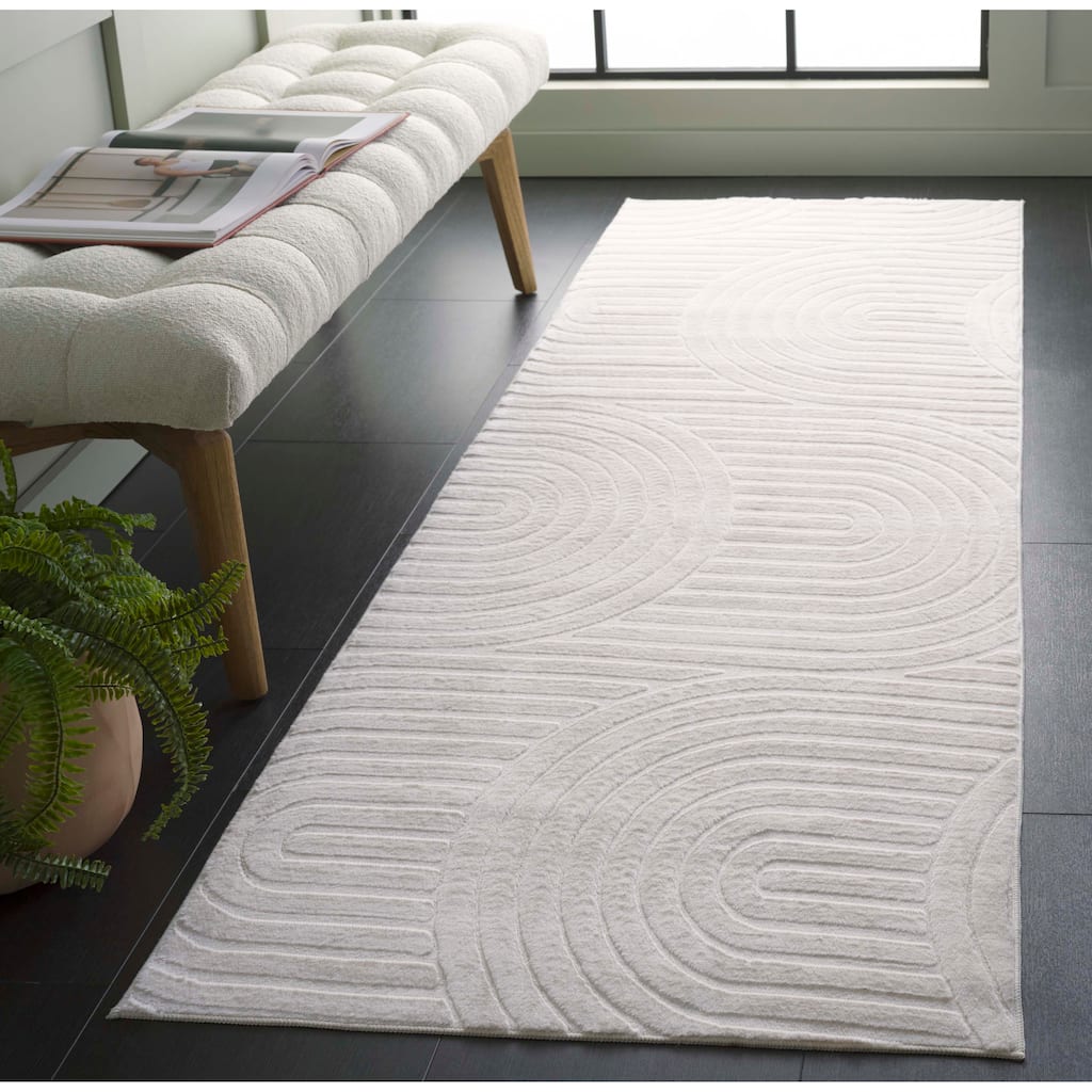 SAFAVIEH Faux Mirabelle Rabbit Fur Machine Washable Slip Resistant Shag Rug