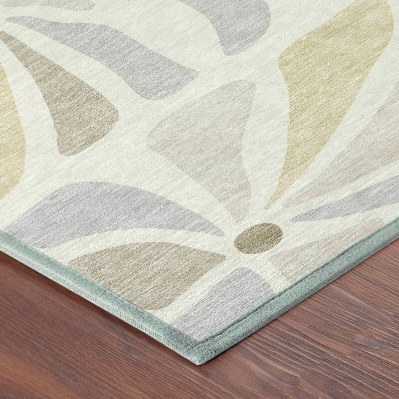 Machine Washable Indoor/ Outdoor Modern Gilcrest Chantille Rug