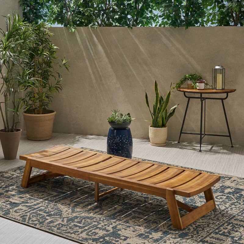 Chaise Lounge