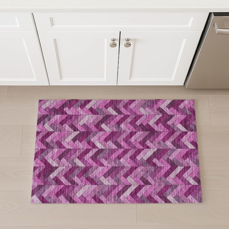 Machine Washable Indoor/ Outdoor Modern Chevron Chantille Rug