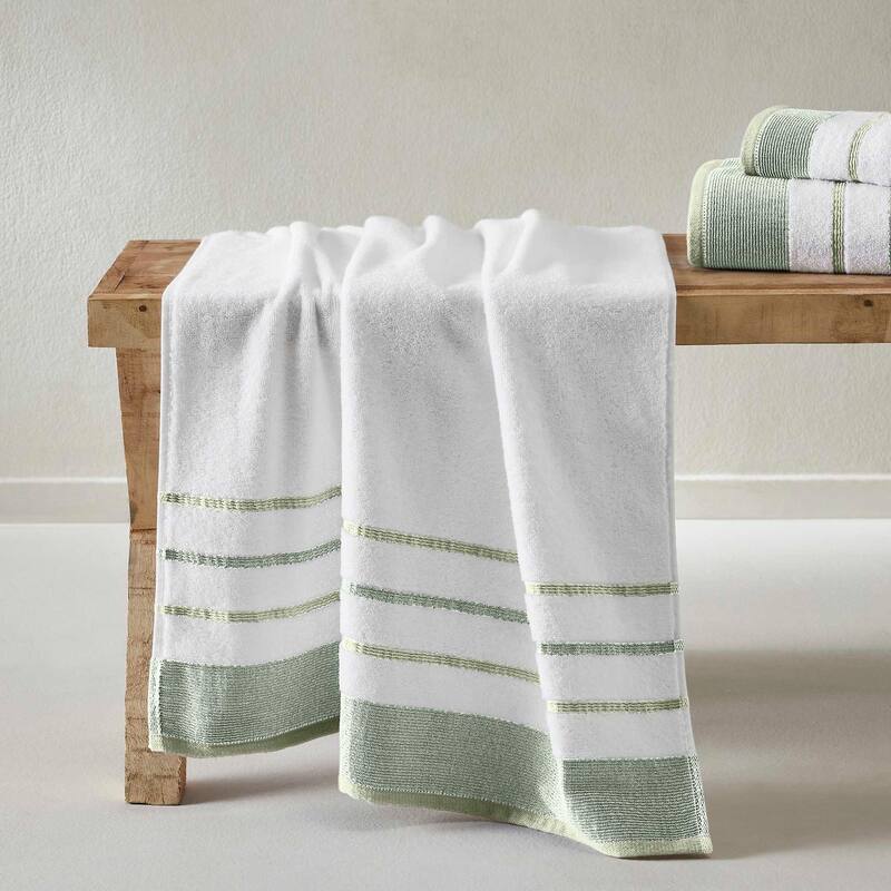 Linery & Co. Luxury Cotton Decorative Towel Set.