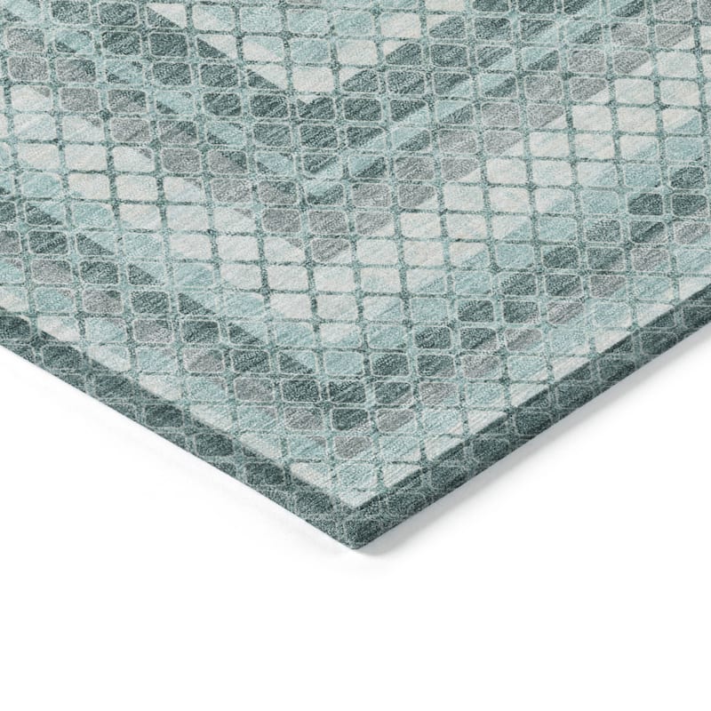 HomeRoots Geometric Transitional Rectangle Outdoor Rug