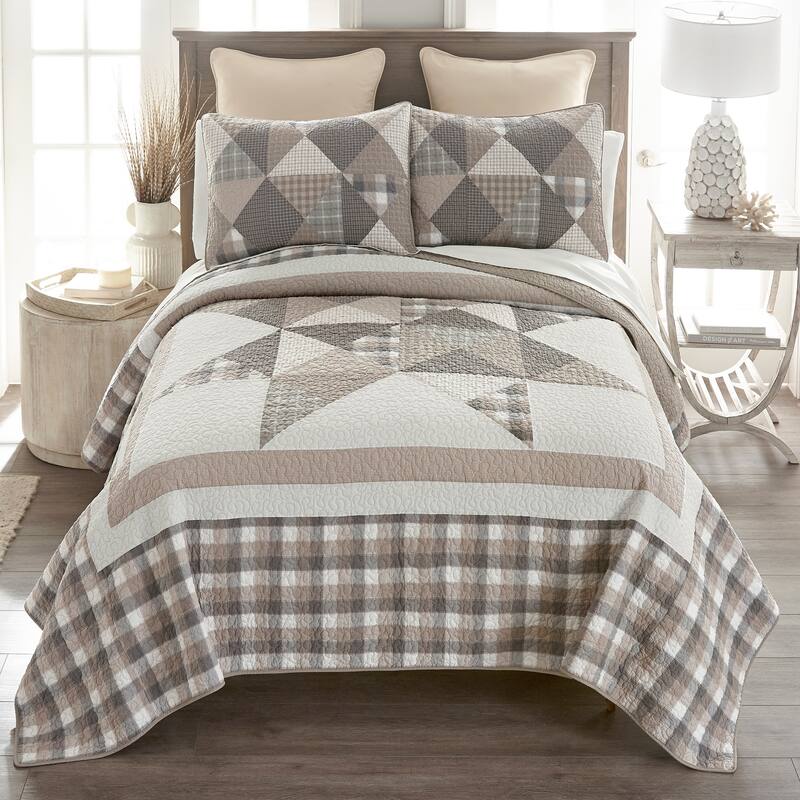 Donna Sharp Smoky Star Cotton Quilt Collection - Queen - Off-White - 3 Piece
