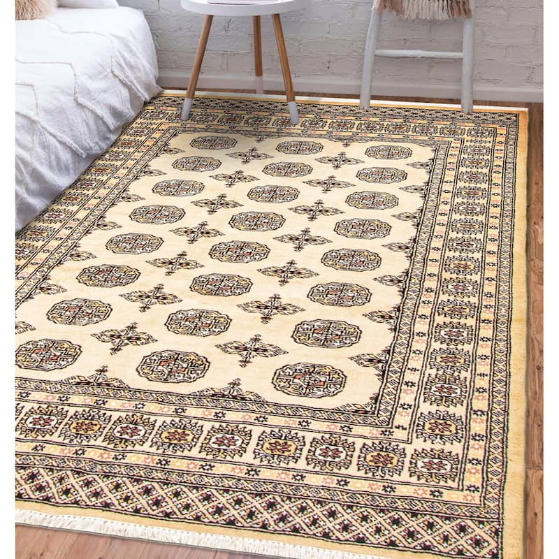 ECARPETGALLERY Hand-knotted Peshawar Bokhara Beige Wool Rug - 4'8 x 6'4