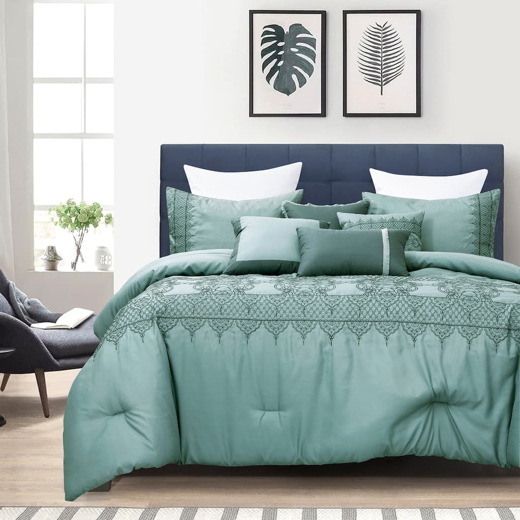Linda Luxury 7 Piece Comforter Set