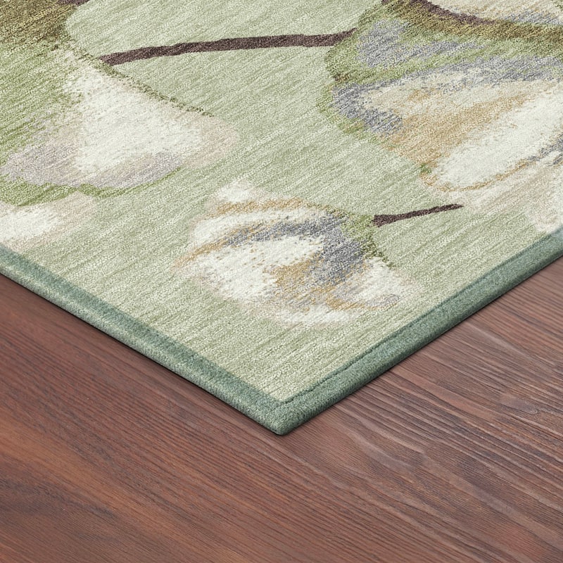 Machine Washable Indoor/ Outdoor Floral Love Chantille Rug