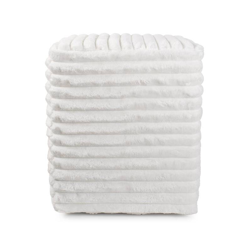 Universal Cube Shar Pei White - White