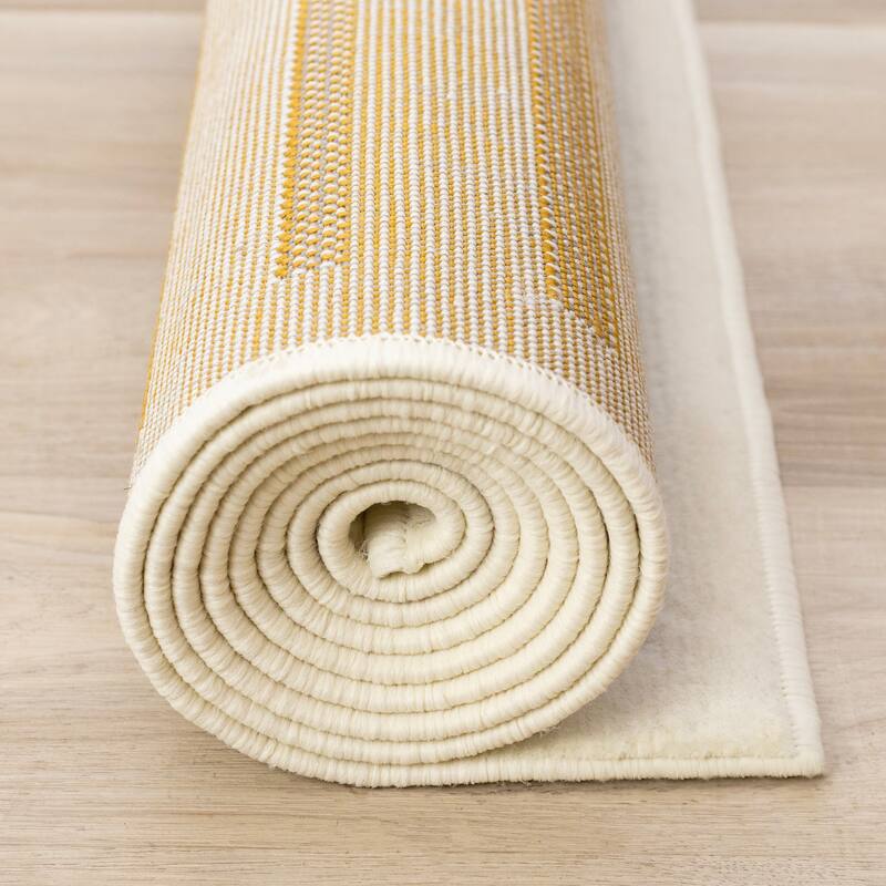 Forte Yellow Grey White Curvy Lines Area Rug, 4'7" x 6'7"