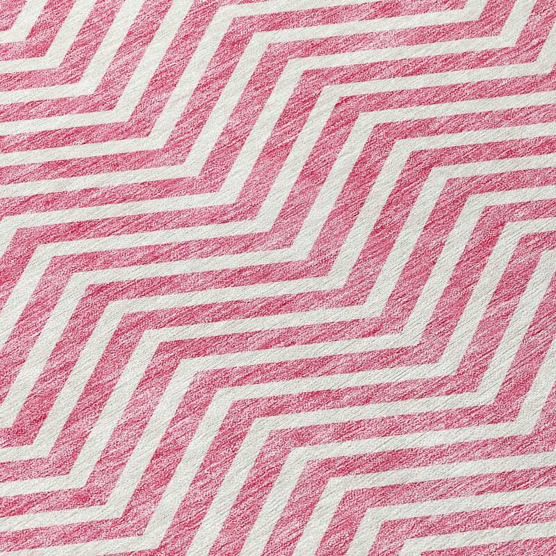 Machine Washable Indoor/ Outdoor Chantille Chevron Stripe Rug