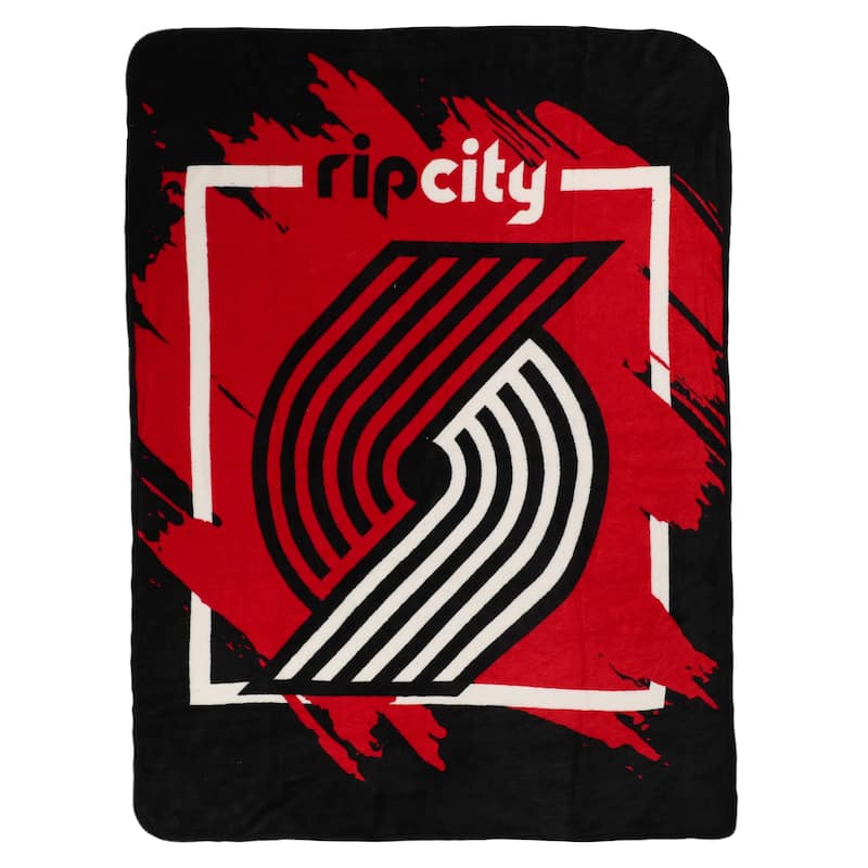 Dimensional - Trailblazers Micro Raschel Throw