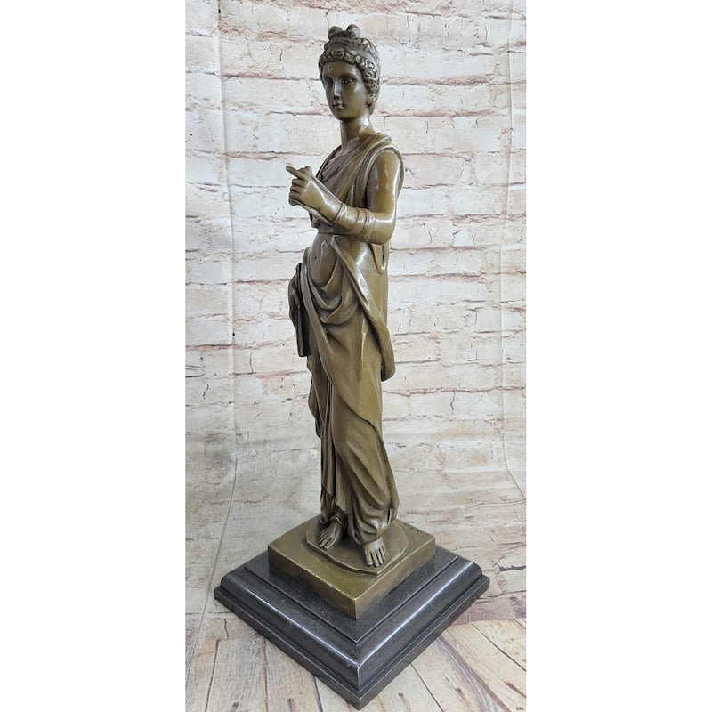 Gorgeous Roman Maiden 100 Percent Solid Bronze Sculpture Art Roman Goddess