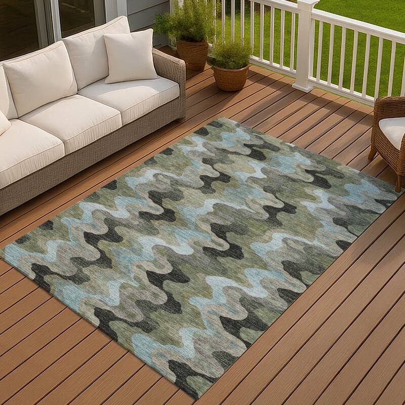 Machine Washable Indoor/ Outdoor Modern Mason Chantille Rug