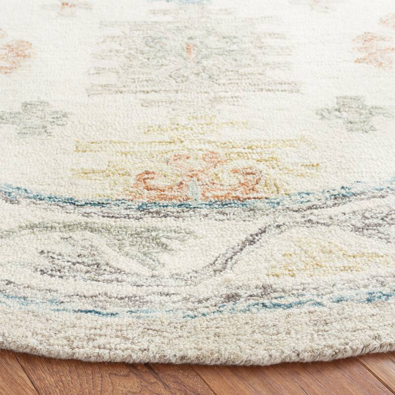 SAFAVIEH Handmade Micro-Loop Indira Rustic Wool Rug