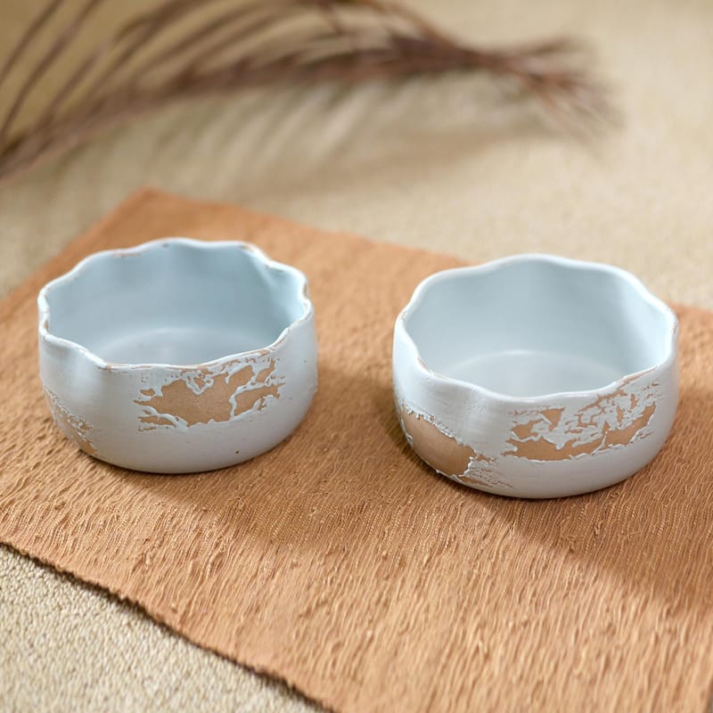 Novica Handmade Two Minds Ceramic Salad Bowls (Pair)