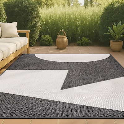 JONATHAN Y Lucian Modern Geometric Abstract Two-Tone Area Rug
