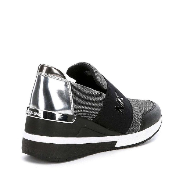 michael kors walking shoes