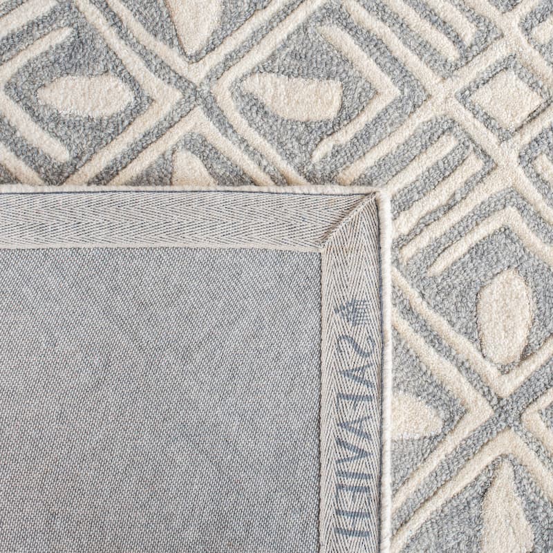 SAFAVIEH Handmade Micro-Loop Catrien Wool Rug