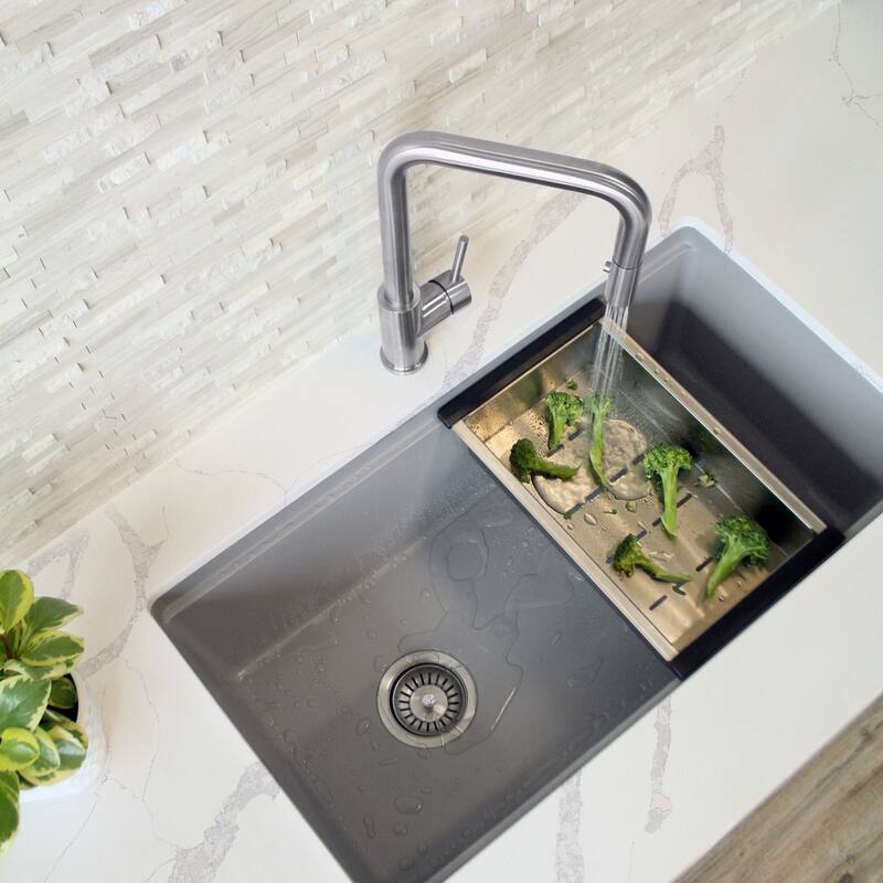 STYLISH Kitchen Sink Faucet Single Handle Pull Down Dual Mode in Stainless Steel - Faucet Height: 14 3/8" | Spout Height: 7 7/8"