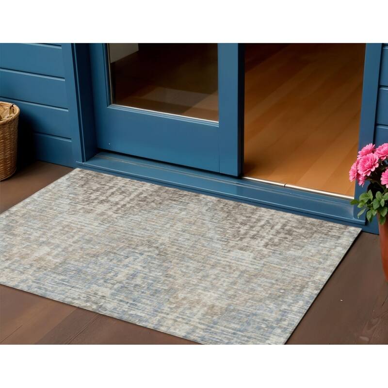HomeRoots Geometric Transitional Rectangle Outdoor Rug - 3' x 5'