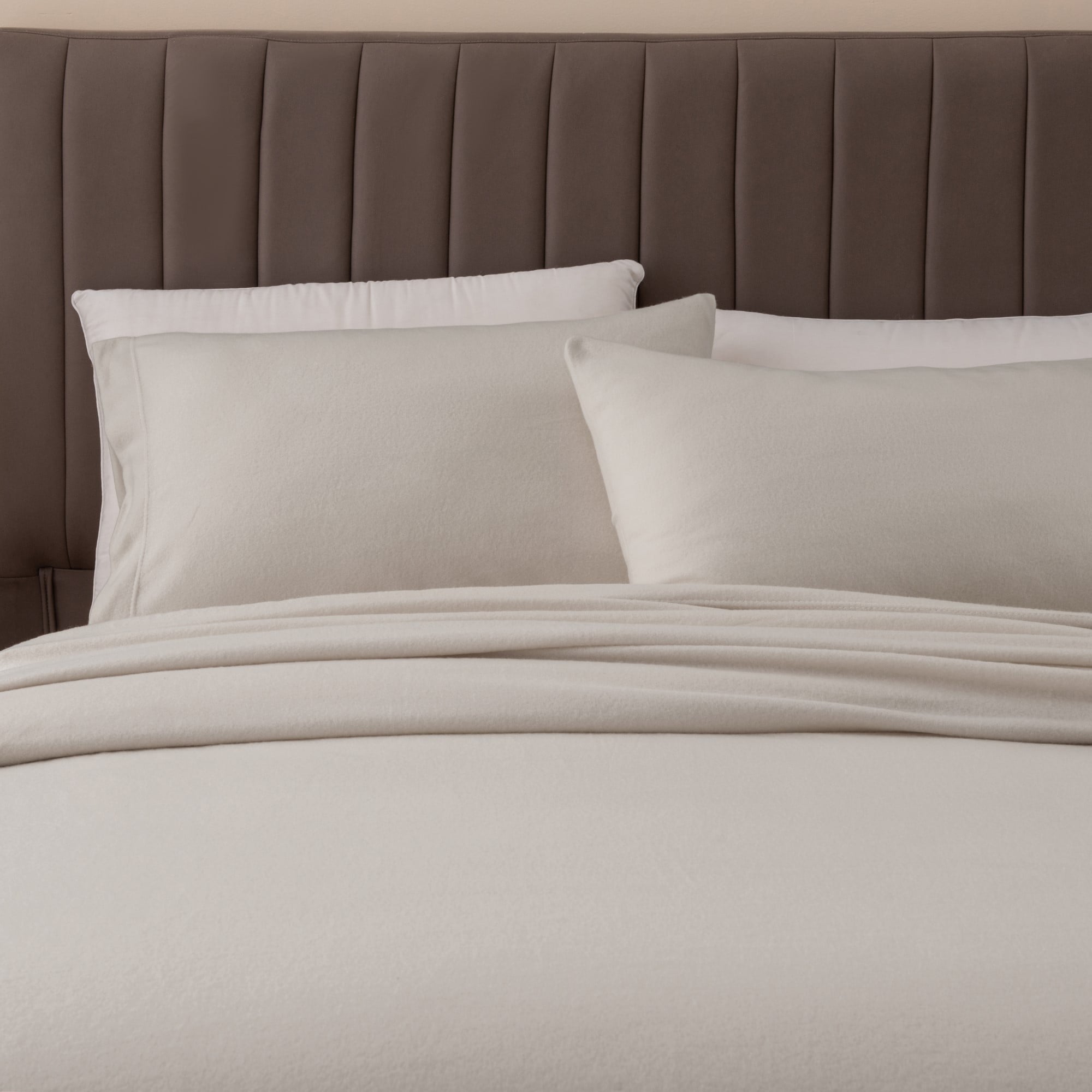 Premium Super Soft Extra Plush Fleece Sheet Set - Picture 22 of 37