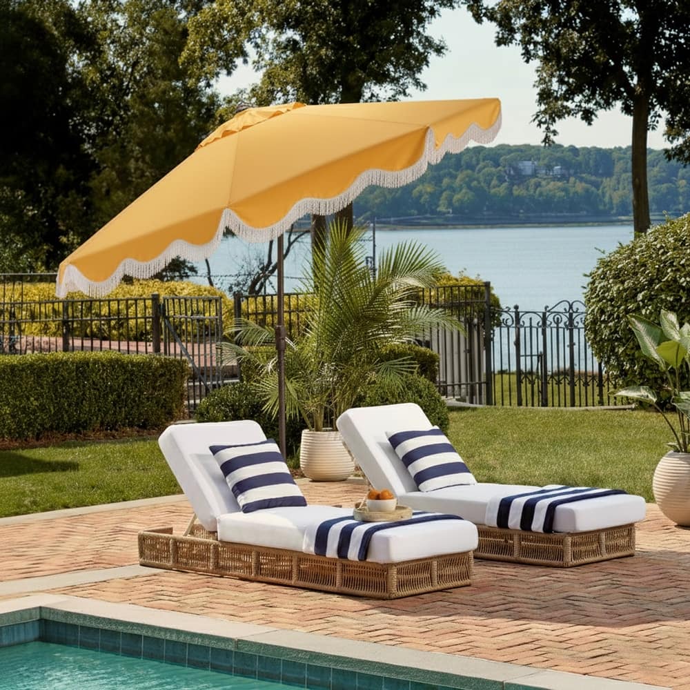 SAFAVIEH Outdoor Living Torsa 9ft Crank Umbrella