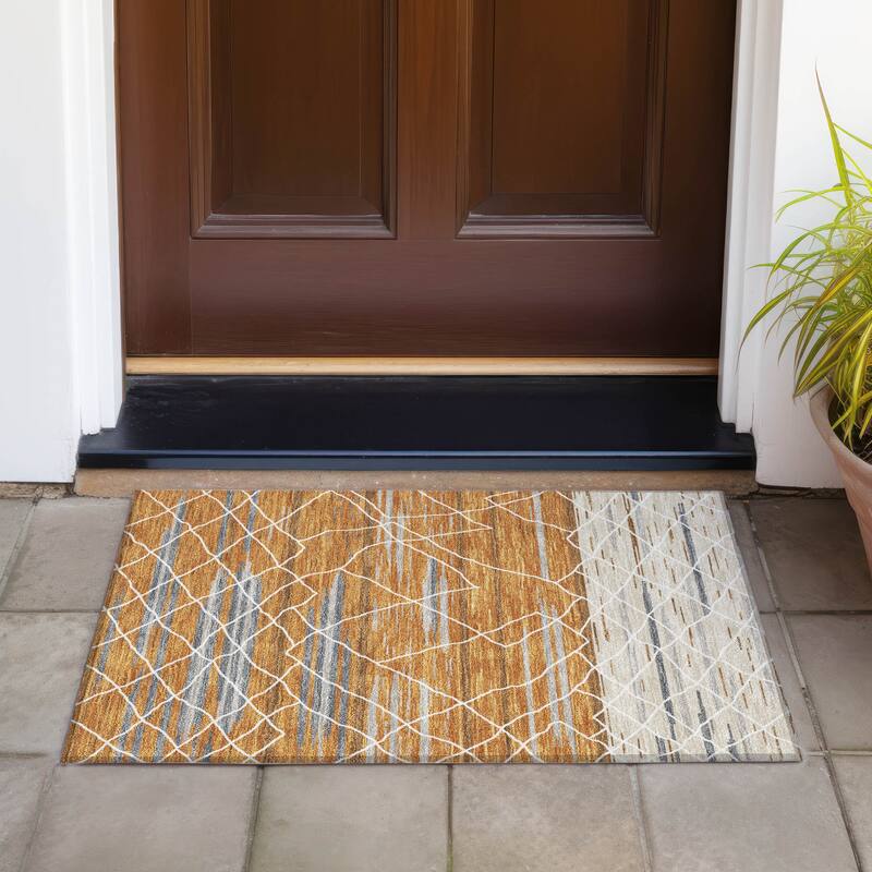 Machine Washable Indoor/ Outdoor Modern Global Chantille Rug