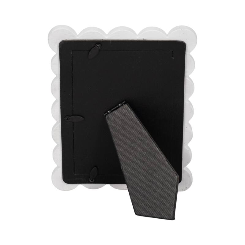 Resin Scalloped Edge Decorative Photo Frame - White