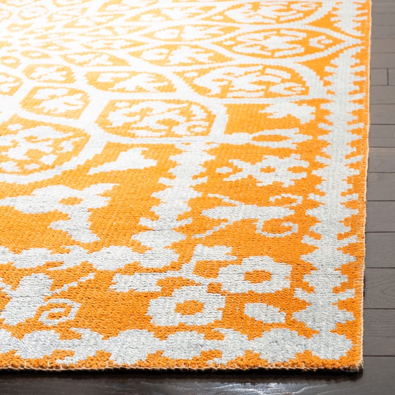 SAFAVIEH Hand-knotted Stone Wash Bozidarka Modern Wool Rug