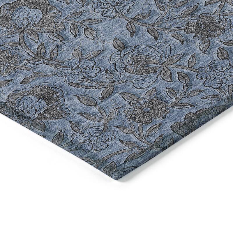 Machine Washable Indoor/ Outdoor Chantille Floral Rug