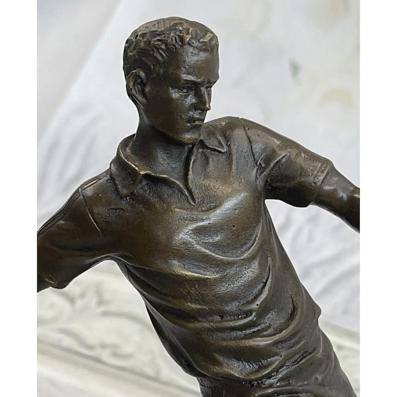 European Football Player Bronze Figurine Statue Figure Soccer Ball Hot Cast D