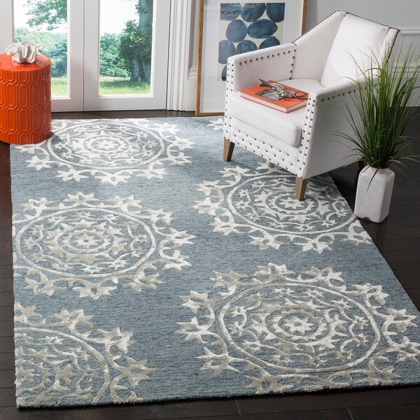 Safavieh Handmade Bella Euphemia Modern Floral Wool Rug
